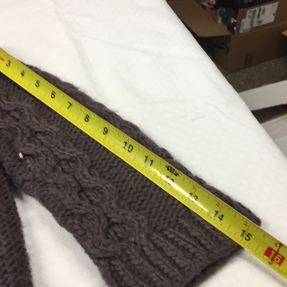 Sweater - Picture 3 of 8